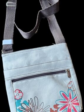 thirty-one Light Blue Floral Canvas Crossbody with Brown Strap